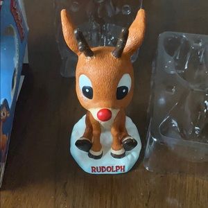 03:12- TOYSITE Rudolph the Red Nose Reindeer Bobblehead Collectable